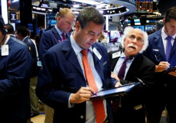 Wall Street cierra con ganancias y nuevos récords del S&P 500 y el Nasdaq