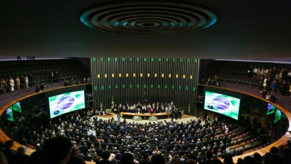 Brasil convocará cita parlamentaria regional por crisis en Venezuela