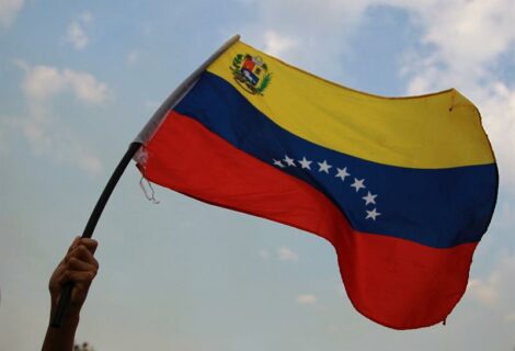 Los venezolanos apoyan en Miami a Guaidó y rechazan a Maduro