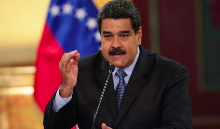 Maduro convocó movilización el mismo día de la oposición
