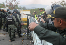 Cerca de 1.000 miembros de Fuerza Pública venezolana han desertado a Colombia
