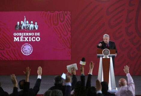 México baja tensión con España pero insiste en exigir disculpas por Conquista