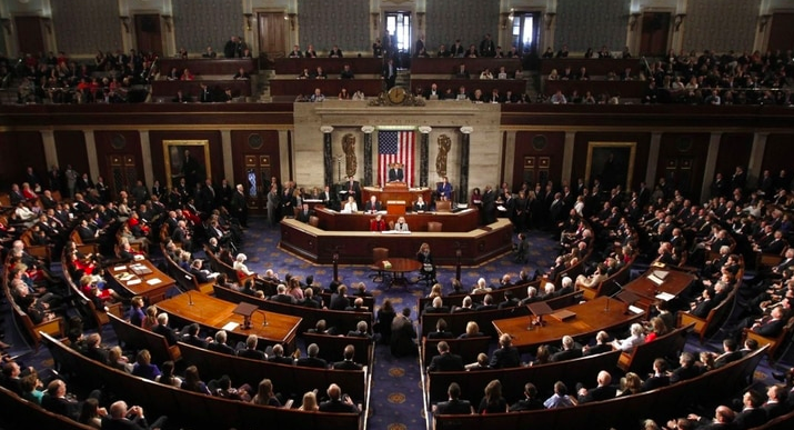 Senadores de EE.UU. proponen proteger a los «soñadores» de la deportación