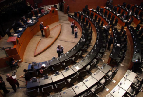 Senado mexicano amplía delitos para juzgar al presidente y a legisladores
