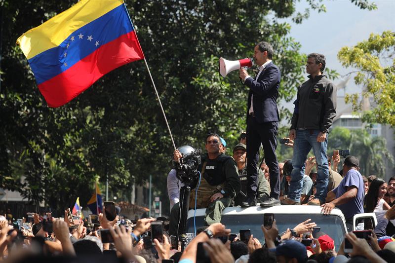 Comunidad Internacional apoya mayoritariamente el alzamiento de Guaidó