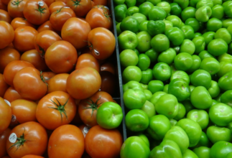México critica las "condiciones extremas" que impone EEUU al tomate mexicano
