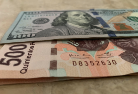 Peso mexicano se desploma frente al dólar tras anuncio de aranceles de Trump