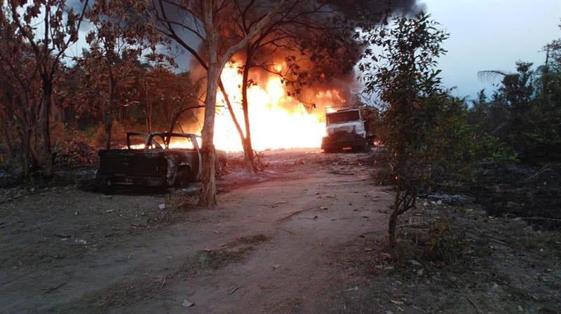 Explota un ducto de petróleo durante robo de combustible en el sur de México