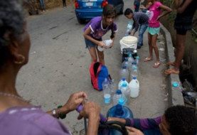 Parlamento venezolano pide más presión a Maduro por crisis humanitaria