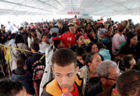 Unos 5.400 venezolanos entran en un día a Perú antes de que les exijan visa