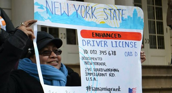 Nueva York dará licencias de conducir a indocumentados en diciembre