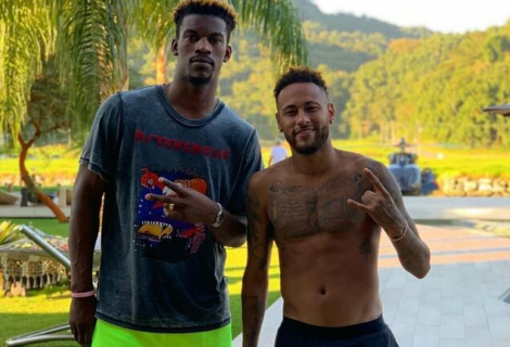 Jimmy Butler y Neymar celebran un golazo de penal