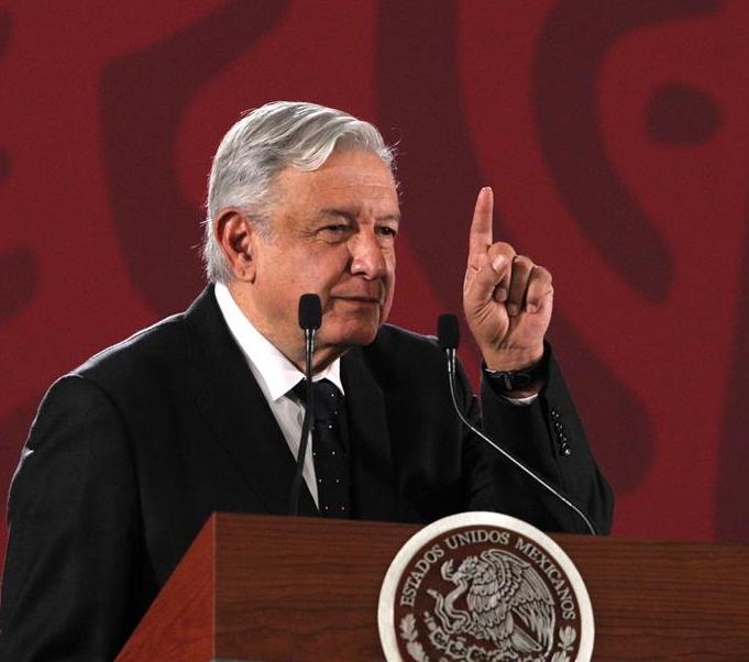 López Obrador acusa a Repsol de lucrarse con contrato de gas en 2003