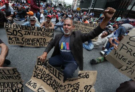 Protestan en Caracas para mostrar a Bachelet la crisis y "violación" de DDHH