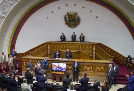 Parlamento venezolano pide a Bachelet verificar salud de "presos políticos"