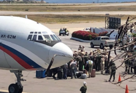 El Pentágono confirma que tropas rusas siguen en Venezuela en apoyo a Maduro