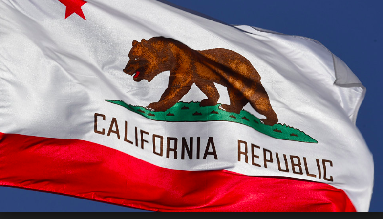 Nueva ley de California obliga a candidatos a presentar su declaración fiscal