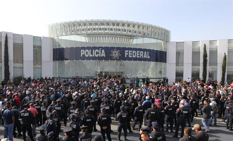 López Obrador: Protestas muestran que Policía Federal «no estaba a la altura»