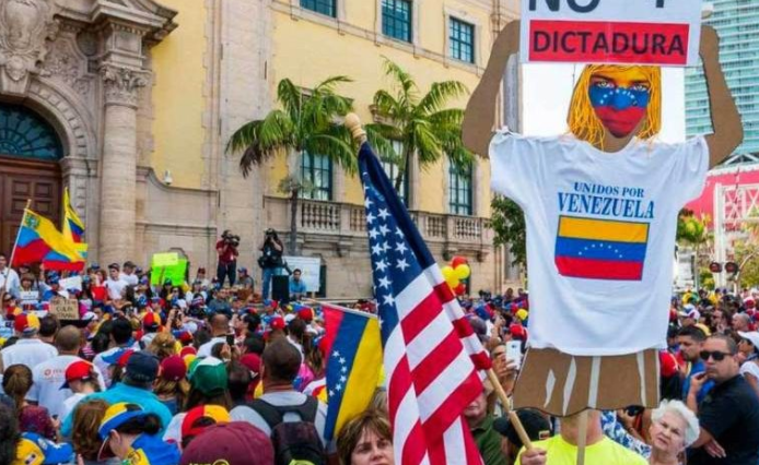 Venezolanos exiliados aplauden nuevas medidas de Trump y piden más
