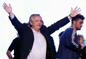 Alberto Fernández se anota contundente triunfo en las primarias en Argentina