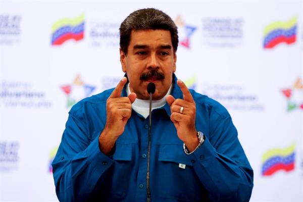 Maduro asegura que el expresidente colombiano Álvaro Uribe planea asesinarlo