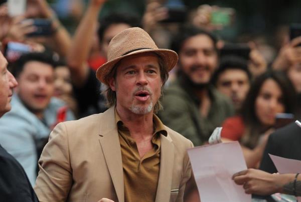 Brad Pitt levanta pasiones en México en la presentación de su nueva película