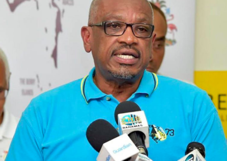 Primer ministro de Bahamas dice que no hay forma de defenderse contra Dorian