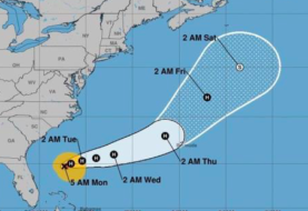 El huracán Humberto amenaza con fuerte oleaje a EEUU en su camino a Bermudas
