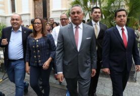 El chavismo se reincorpora a Parlamento venezolano tras más de 2 años ausente