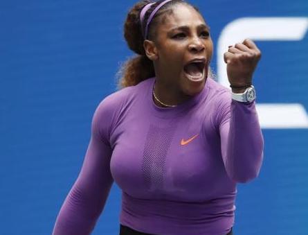 Serena Williams arrolla con su potencia a la china Wang y pasa a semifinales