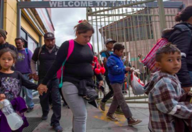 Familias migrantes piden compensación al Gobierno Trump por separar a menores