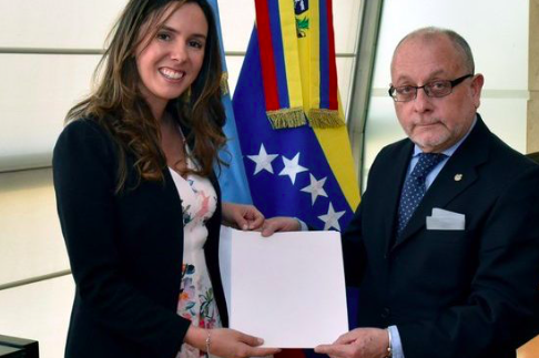 Gobierno argentino reconoce a enviada de Guaidó como embajadora de Venezuela