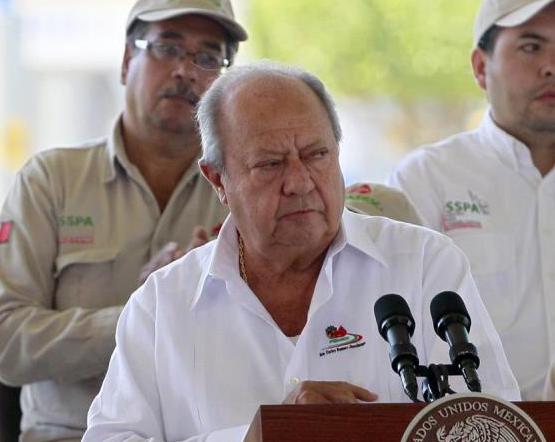 Renuncia el líder sindicalista de Pemex Carlos Romero Deschamps