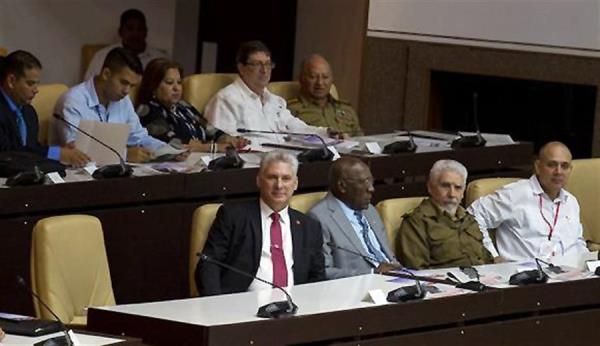 Díaz-Canel asume el nuevo cargo de presidente de la República de Cuba