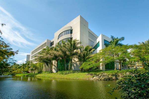 Donan 89 millones de dólares a la Escuela de Negocios de Universidad de Miami