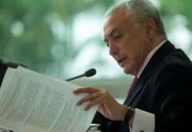 Temer: "No hay la menor posibilidad de perder la democracia en Brasil"