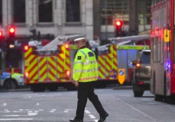 Dos muertos y tres heridos en un atentado con cuchillo en Londres
