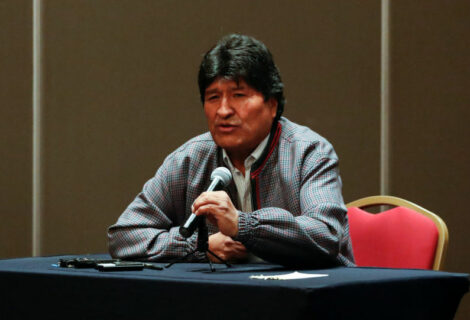 Cancillería de Bolivia dice desconocer una orden de Interpol hacia Morales