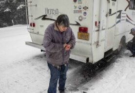 Nieve paraliza parte de EEUU y pone en peligro vuelos por Acción de Gracia