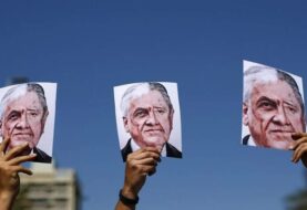Oposición apunta a juicio político de Piñera en Chile