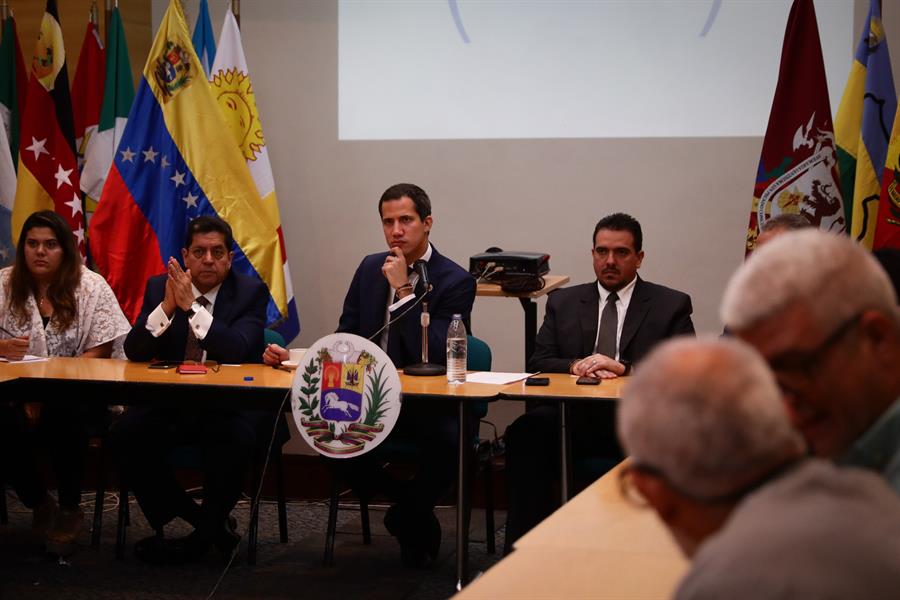 Asamblea Nacional acusa a Maduro de obstaculizar la reelección de Guaidó
