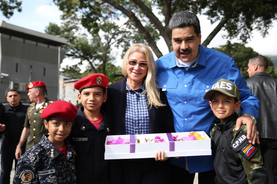 Maduro condena “injerencia” de Borrell y Bachelet en Venezuela