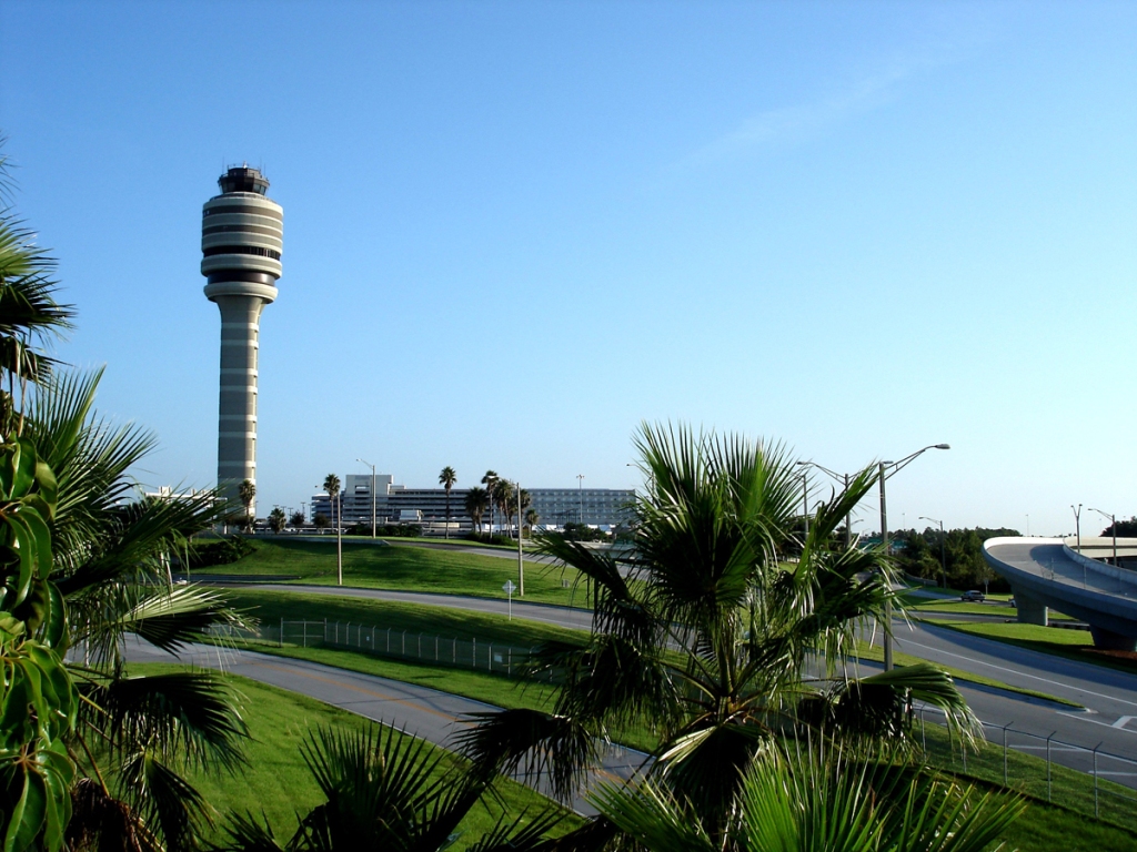 Aeropuerto de Orlando sobrepasa los 50 millones de pasajeros en doce meses