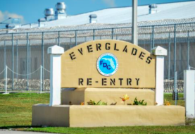 Centros de detención migratorios de Florida considerados los más denigrantes