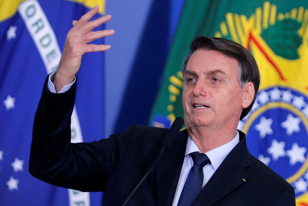 Bolsonaro descarta la privatización de dos bancos públicos