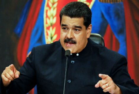 Maduro anuncia orden de arresto por conjura contra grupo liderado por Guaidó
