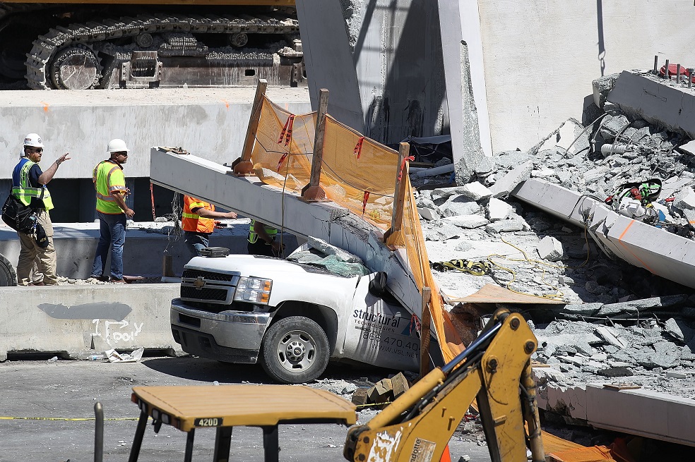 Familias de 16 víctimas de puente colapsado en Miami recibirán millones de dólares