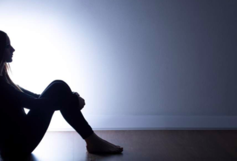 Jóvenes y mujeres son los más afectados por la depresión