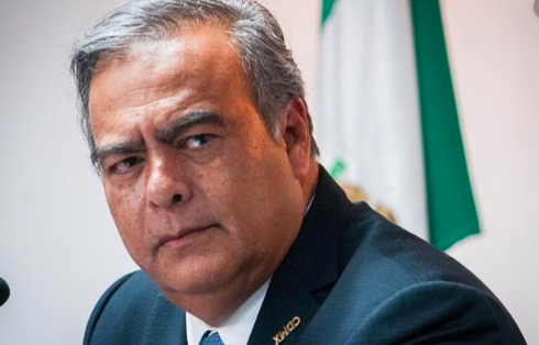 México pide a la Interpol arrestar a exjefe de seguridad de la capital