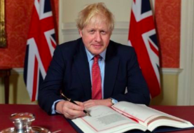 Johnson firma el acuerdo de salida del Reino Unido de la UE